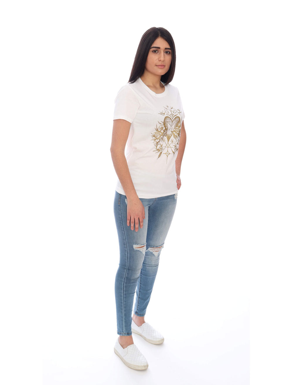 Blooming Love Tee – White Crewneck Short Sleeves T-Shirt with Gold Heart Veve Graphic