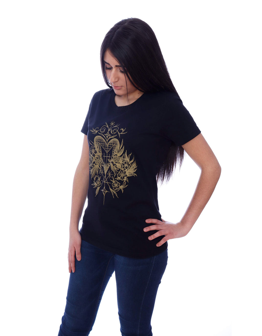 Blooming Love Tee – Black Crewneck Short Sleeves T-Shirt with Gold Heart Veve Graphic