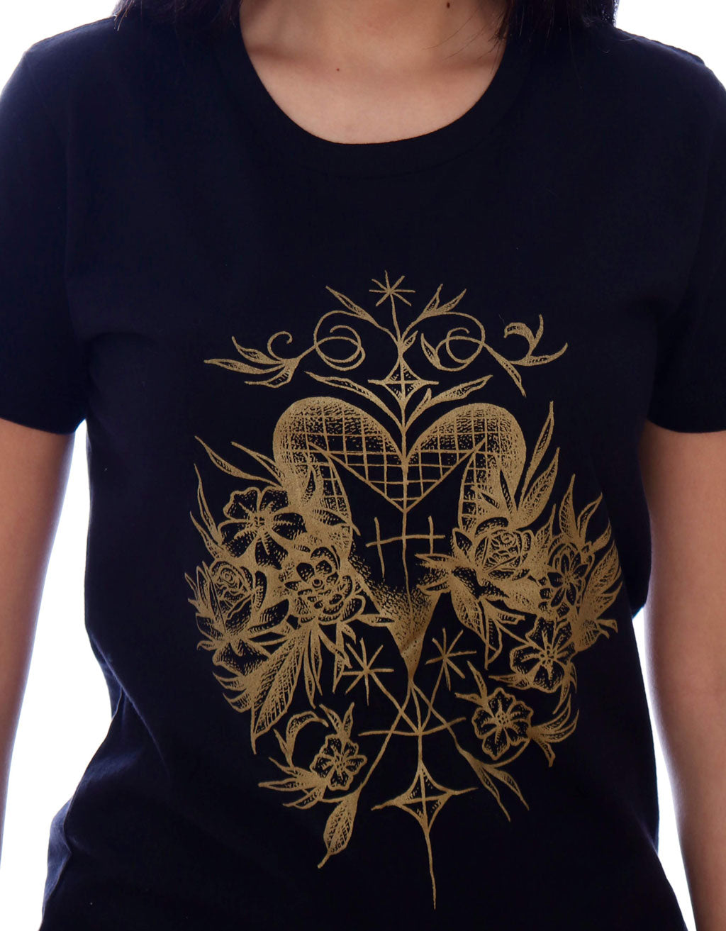 Blooming Love Tee – Black Crewneck Short Sleeves T-Shirt with Gold Heart Veve Graphic